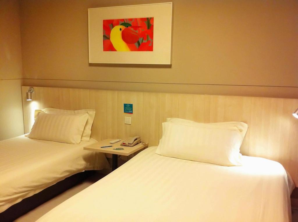 Jinjiang Inn - Qingdao Xiangjiang Road Номер фото